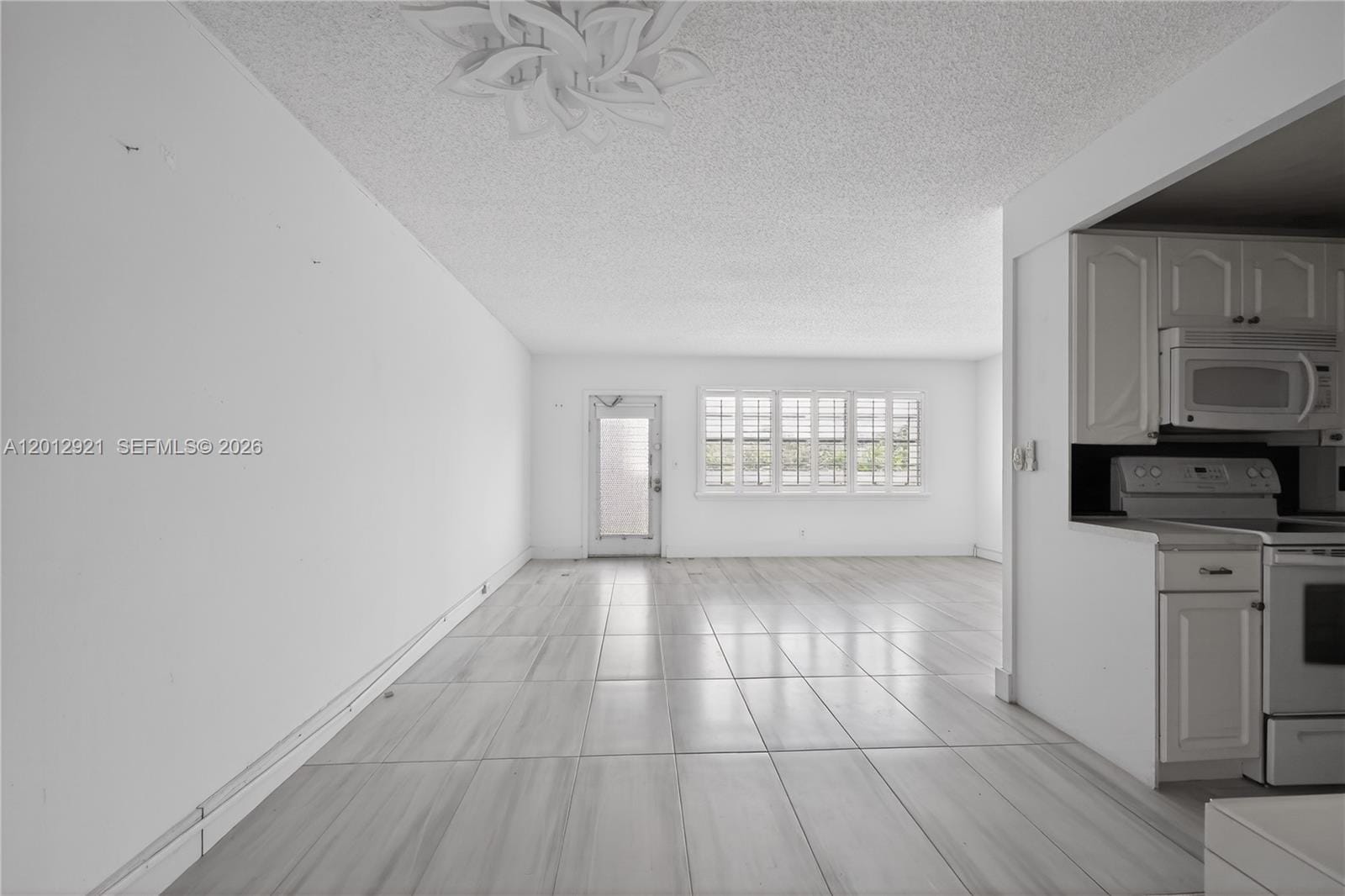 3023 Cambridge B 3023, Deerfield Beach, FL 33442 photo 9