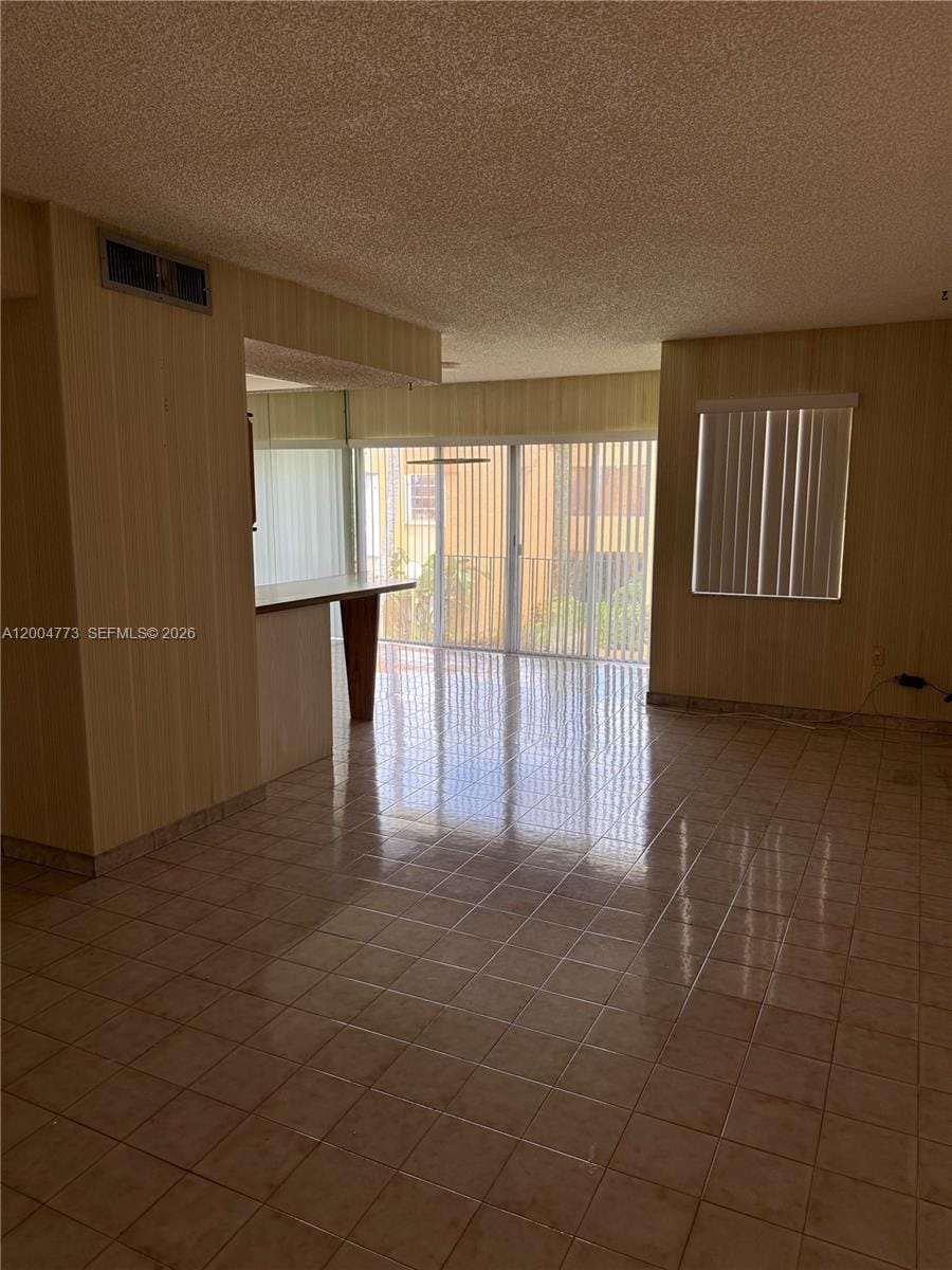 9320 W Flagler Street 201D, Miami, FL 33174 photo 4