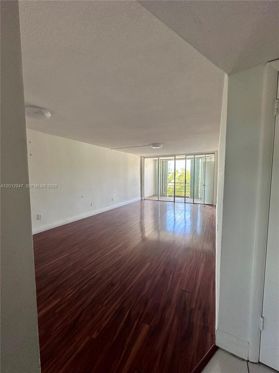 1501 NE 191st Street C412, Miami, FL 33179, Miami