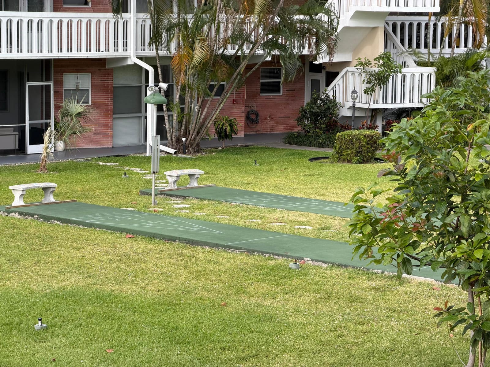 161 NE 10th Avenue 12b, Hallandale Beach, FL 33009 photo 13