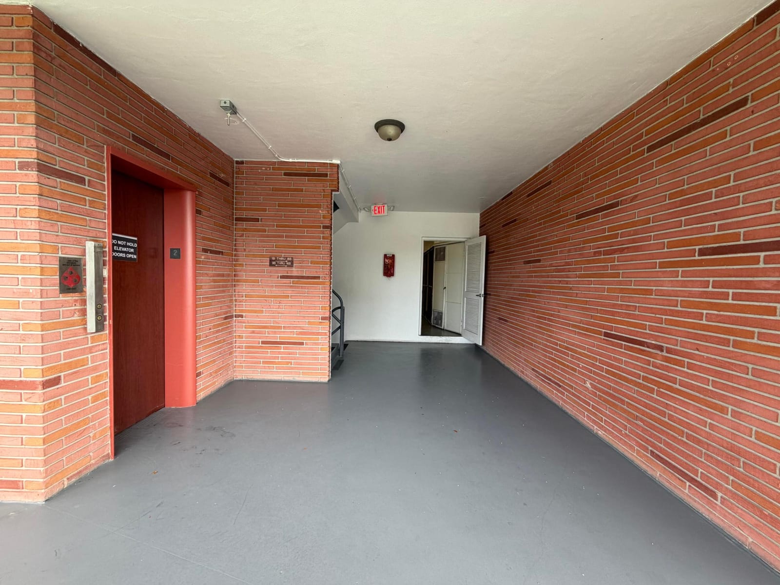 161 NE 10th Avenue 12b, Hallandale Beach, FL 33009 photo 18