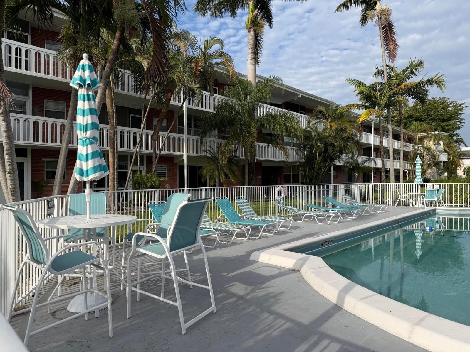 161 NE 10th Avenue 12b, Hallandale Beach, FL 33009 photo 9