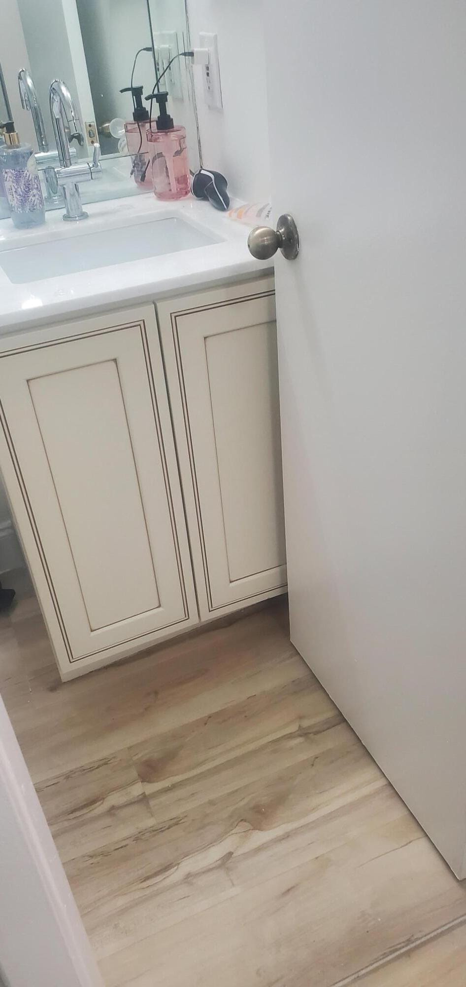 390 Fanshaw J — photo 11