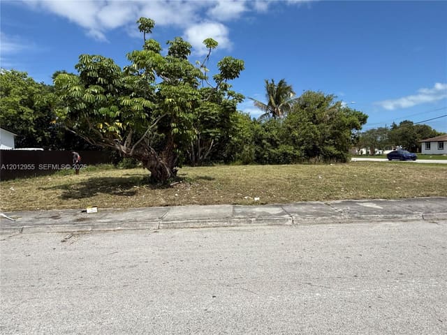 22365 SW 119th Avenue, sold in Marcia-Jane Sub, Miami, FL