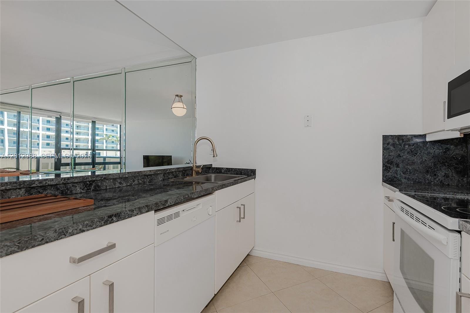 600 NE 36th Street 706, Miami, FL 33137 photo 13
