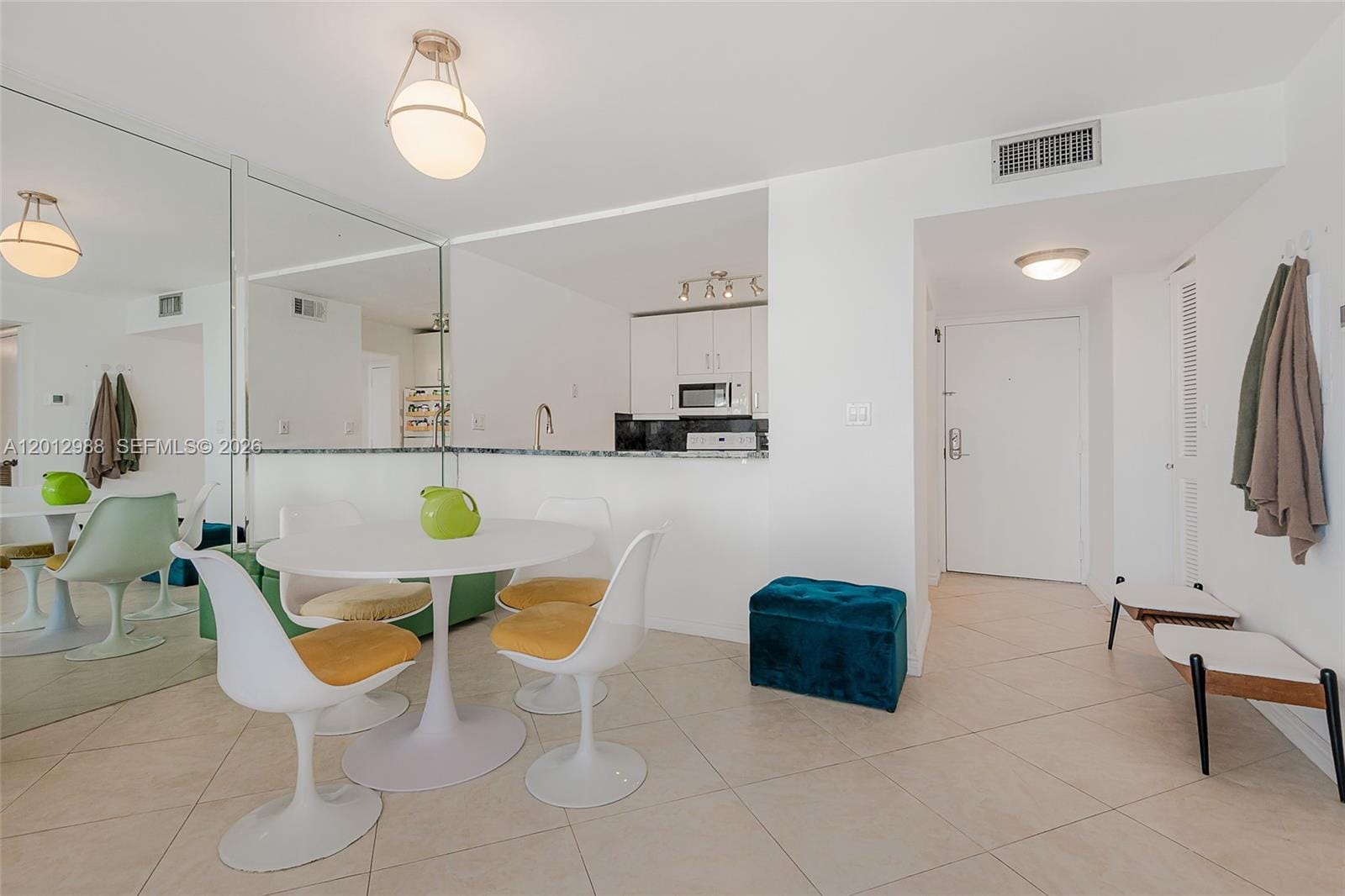 600 NE 36th Street 706 — photo 9