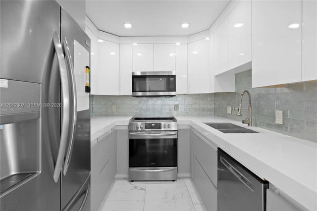 3675 N Country Club Drive 2008, Aventura Eldorado, Aventura, FL