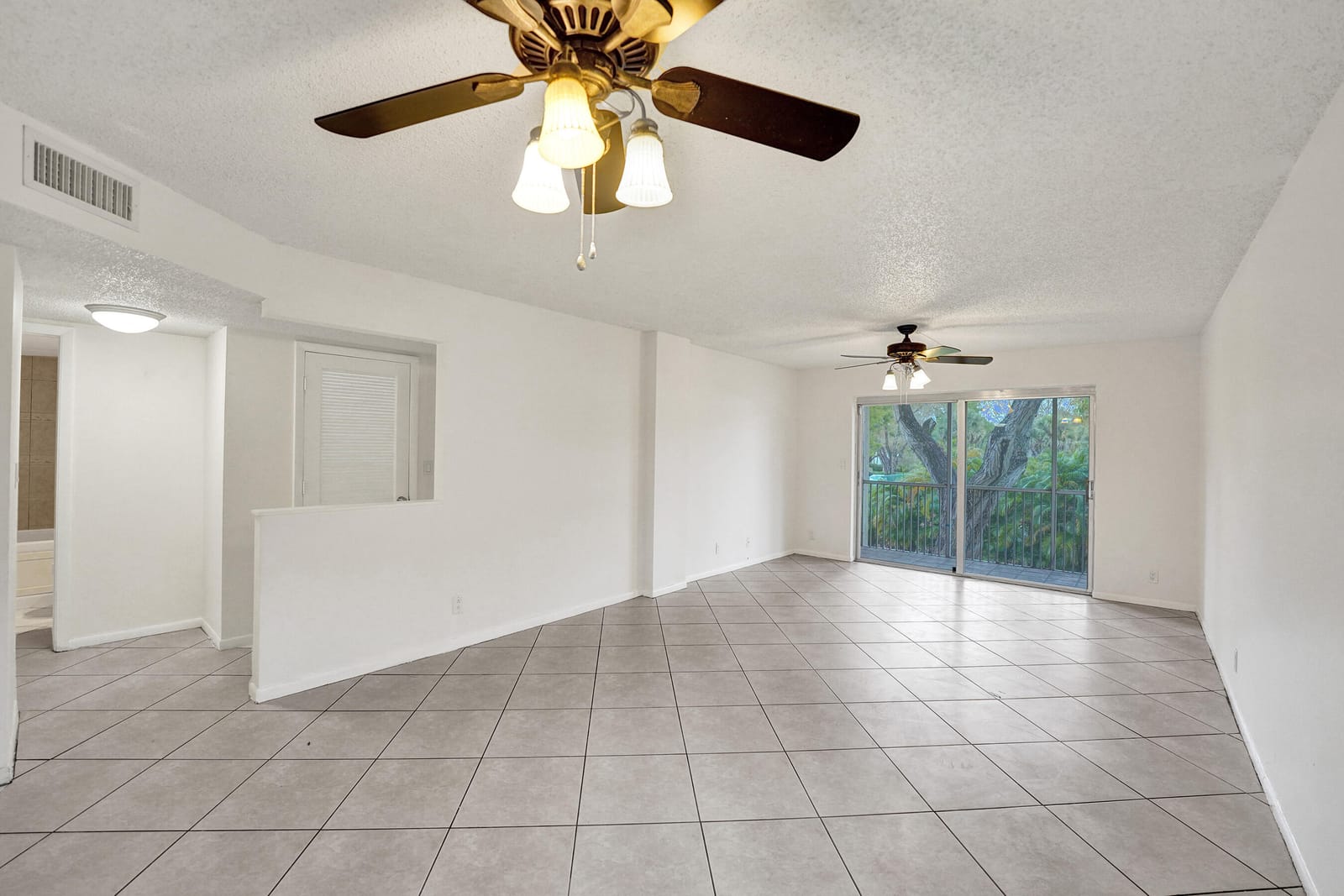 1100 NW 87th Avenue 208, Coral Springs, FL 33071 photo 17