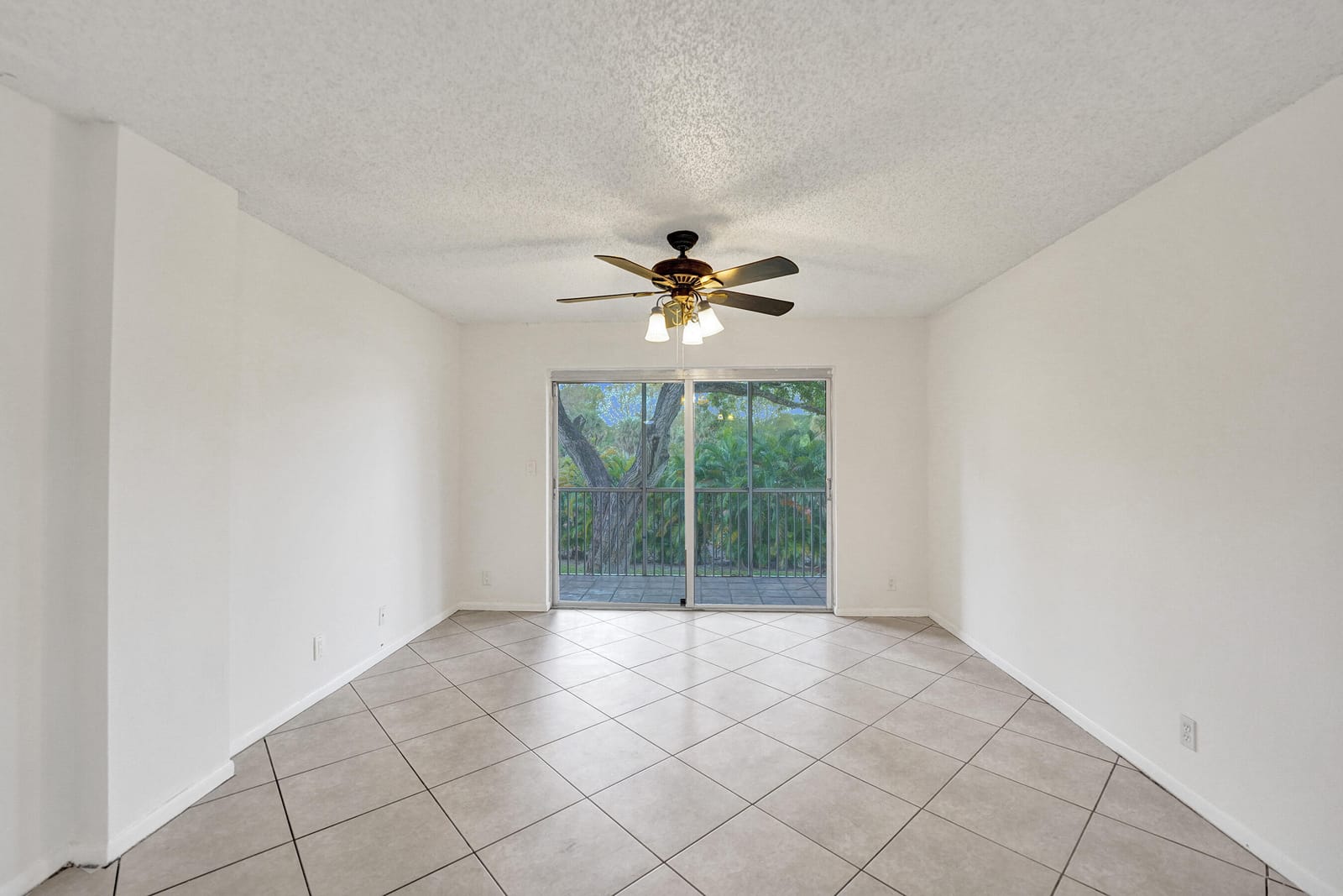1100 NW 87th Avenue 208, Coral Springs, FL 33071 photo 21