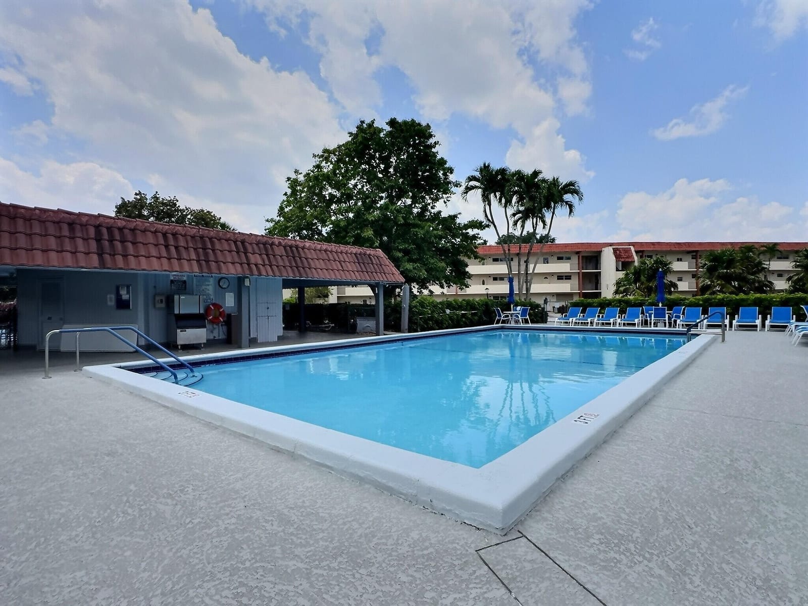 400 S Hollybrook Drive 202, Pembroke Pines, FL 33025 photo 12