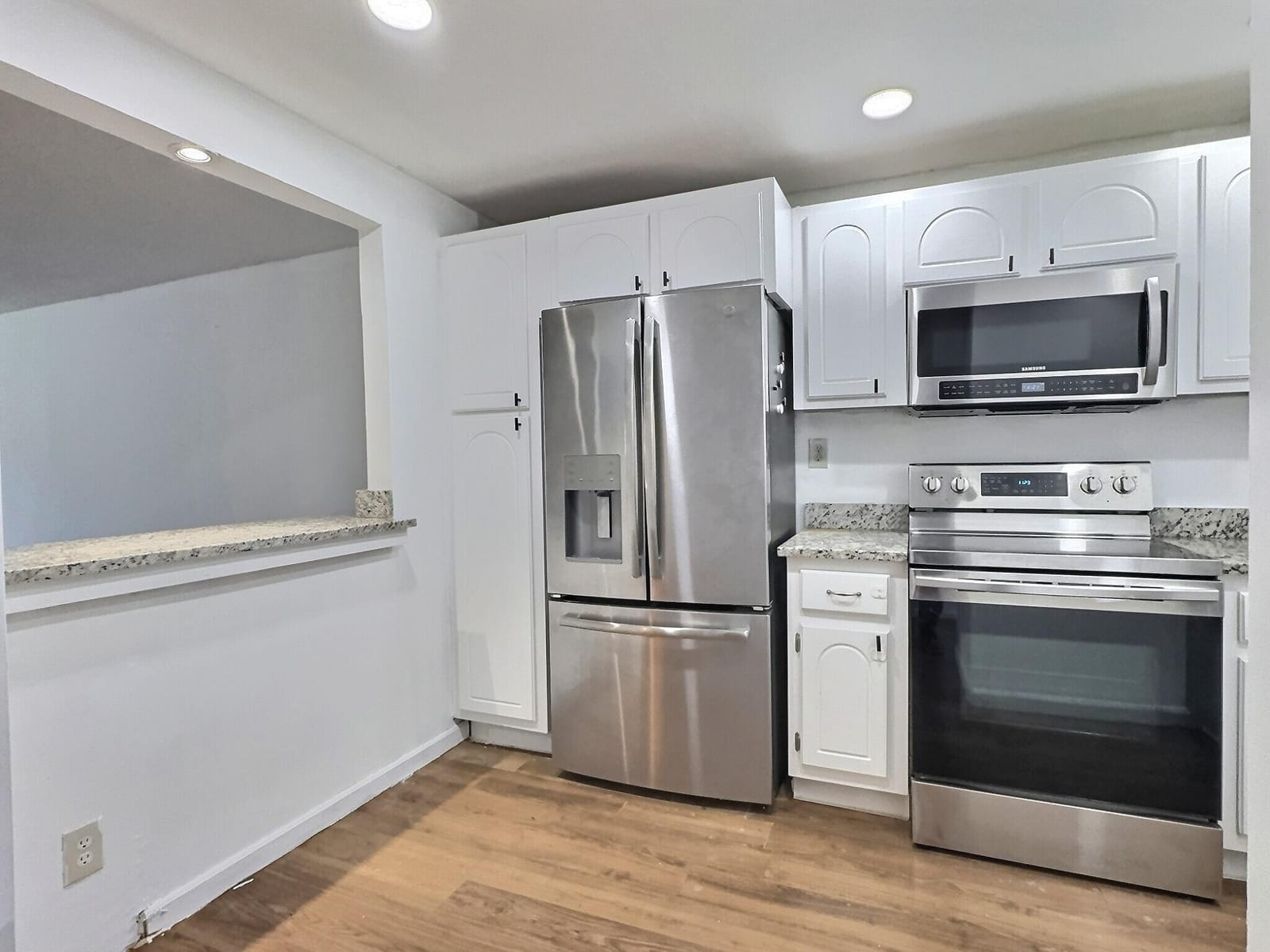 400 S Hollybrook Drive 202, Pembroke Pines, FL 33025 photo 3