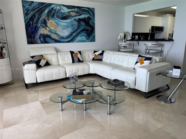 5555 Collins Avenue 14E, Miami Beach, FL 33140