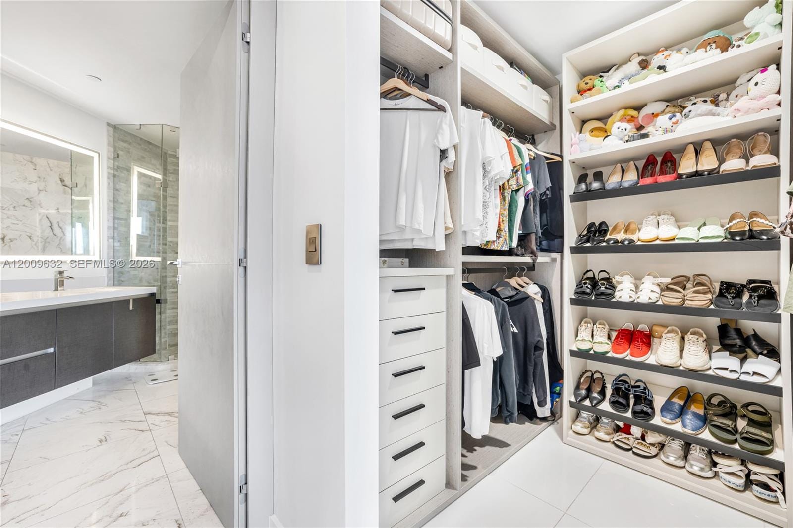 851 NE 1st Avenue 1408, Miami, FL 33132 photo 25