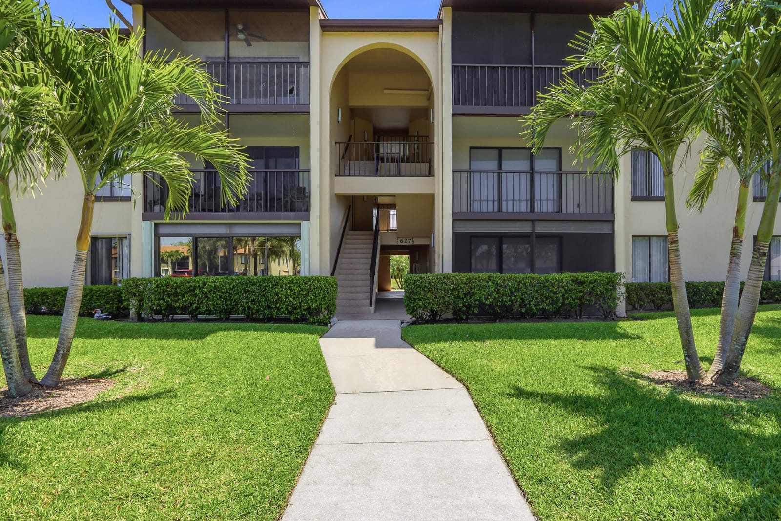 627 Sea Pine Way D1, Greenacres, FL 33415 photo 3