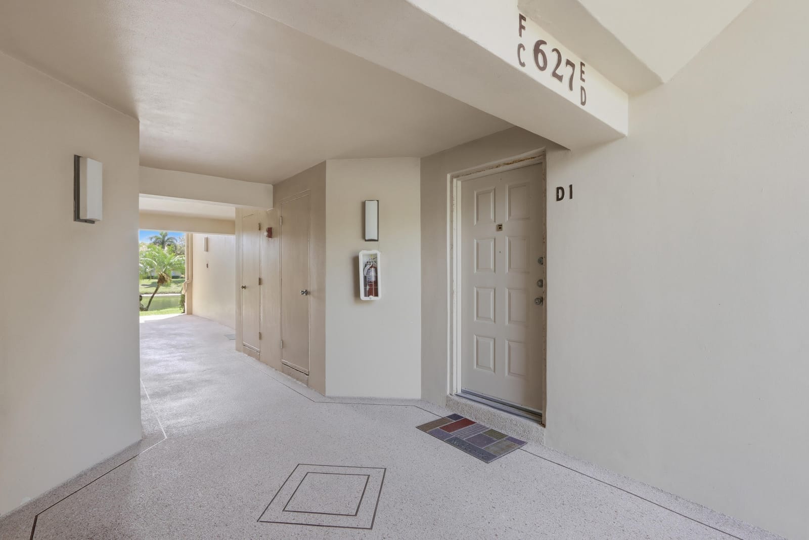 627 Sea Pine Way D1, Greenacres, FL 33415 photo 4