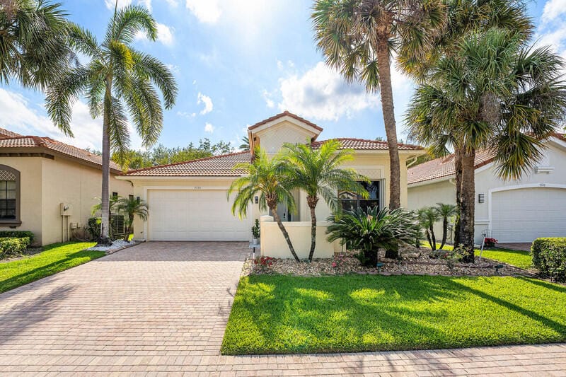 9720 Isles Cay Drive — photo 2