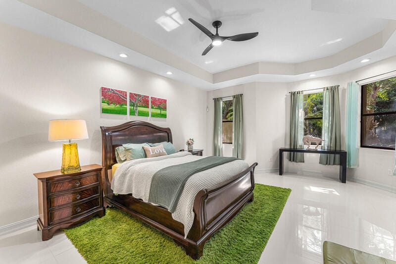 9720 Isles Cay Drive — photo 12