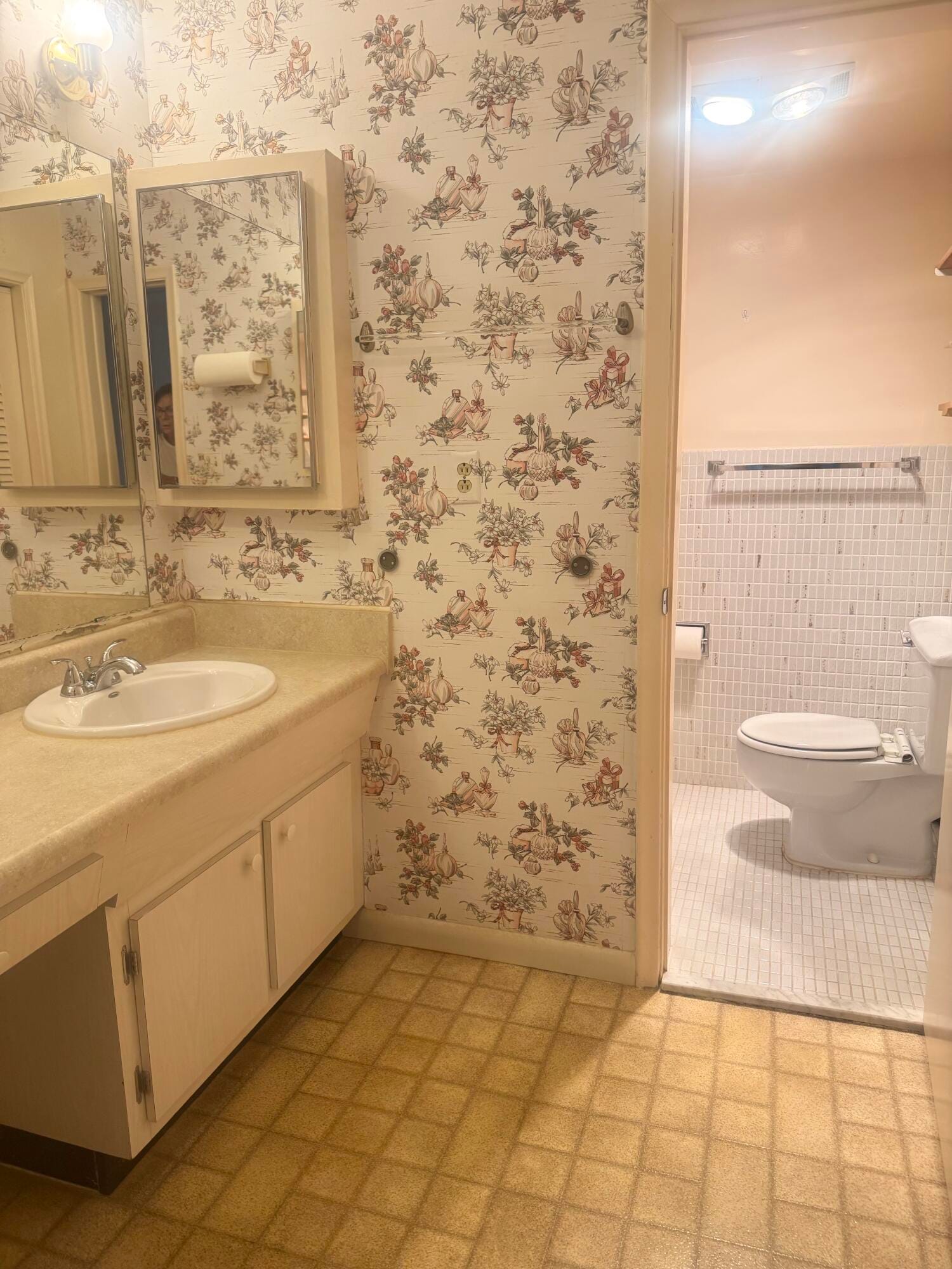 2381 Sunset Avenue 117, Lake Worth Beach, FL 33461 photo 11