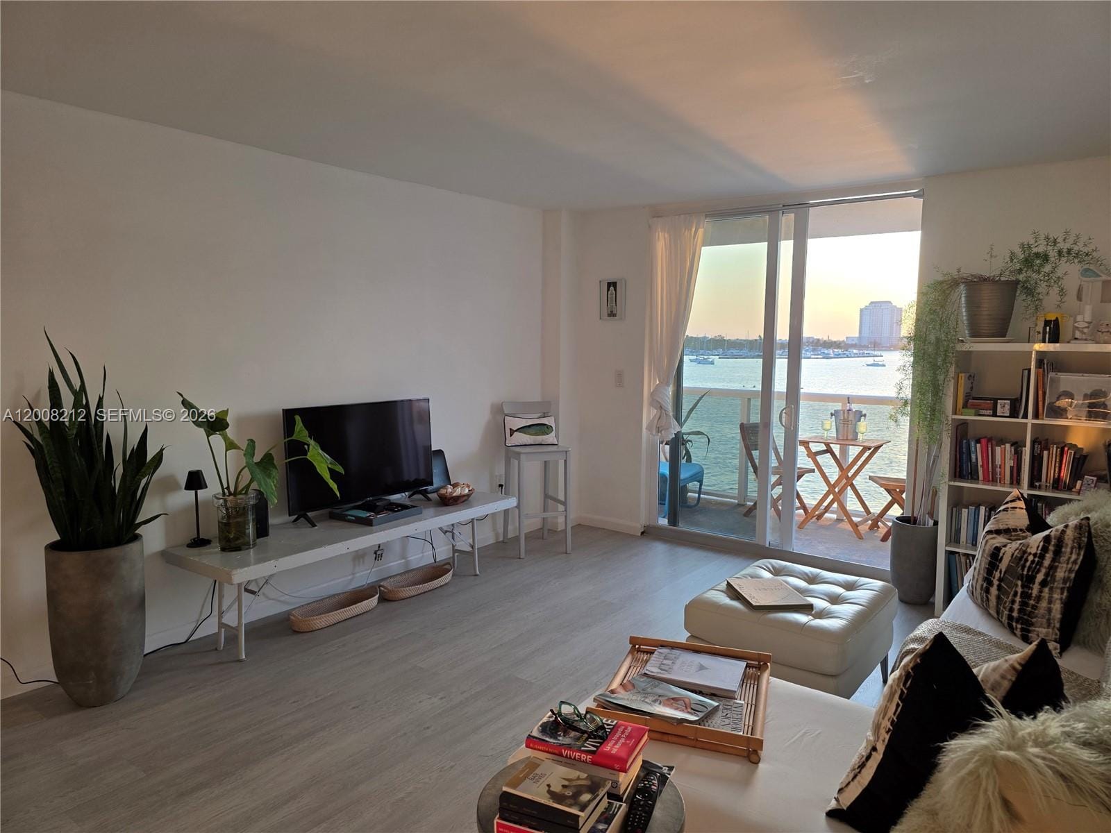 7928 West Drive 307 — photo 3