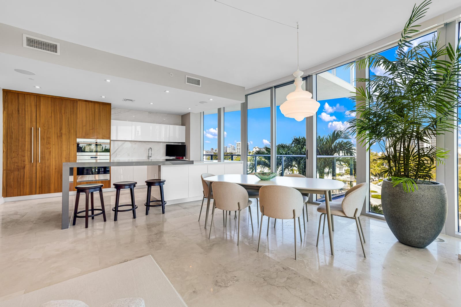 701 N Fort Lauderdale Beach Boulevard 406 — photo 4