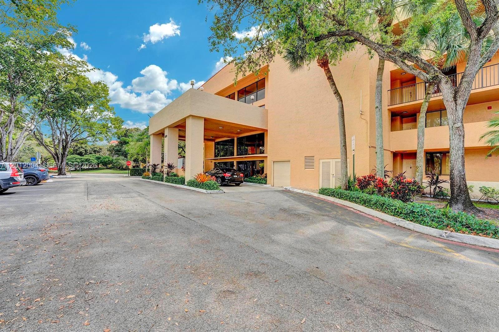 8592 W Sunrise Boulevard 408, Plantation, FL 33322, Plantation