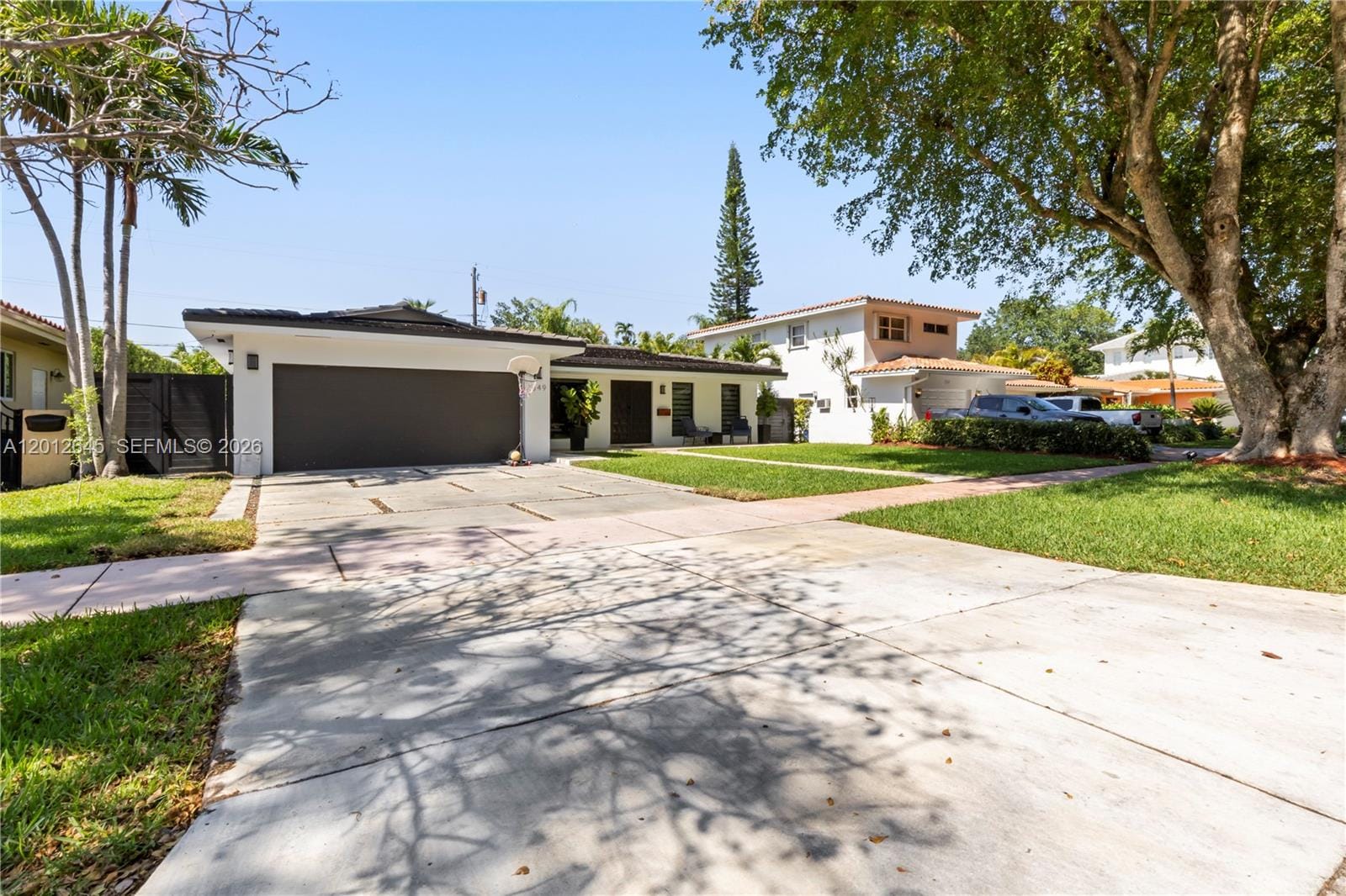 1549 Zuleta Avenue, Coral Gables, FL 33146 photo 27