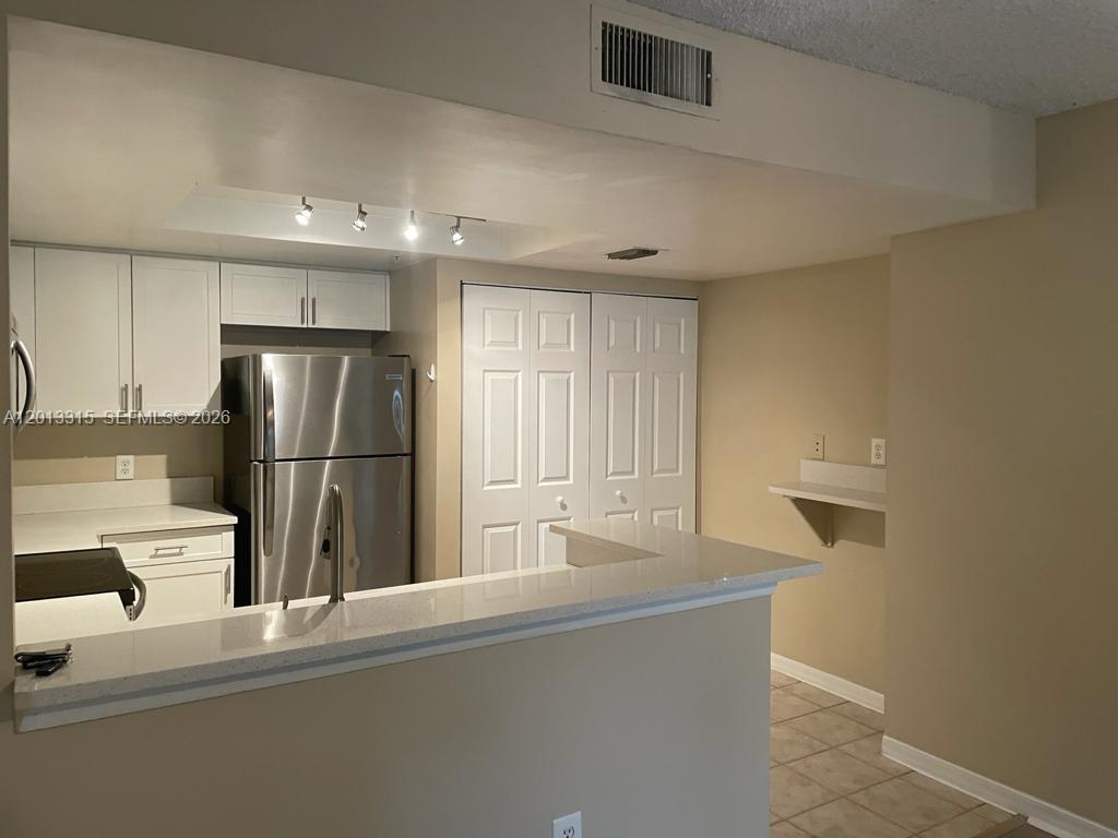 4195 N Haverhill Road 318, West Palm Beach, FL 33417, West Palm Beach