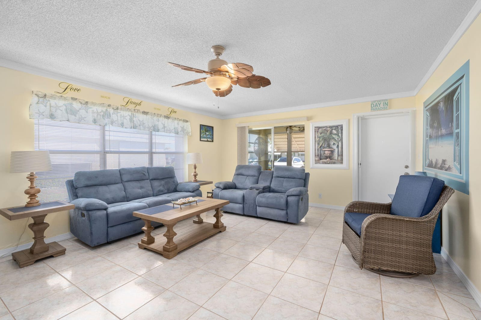 109 Lakes End Drive D, Fort Pierce, FL 34982 photo 4