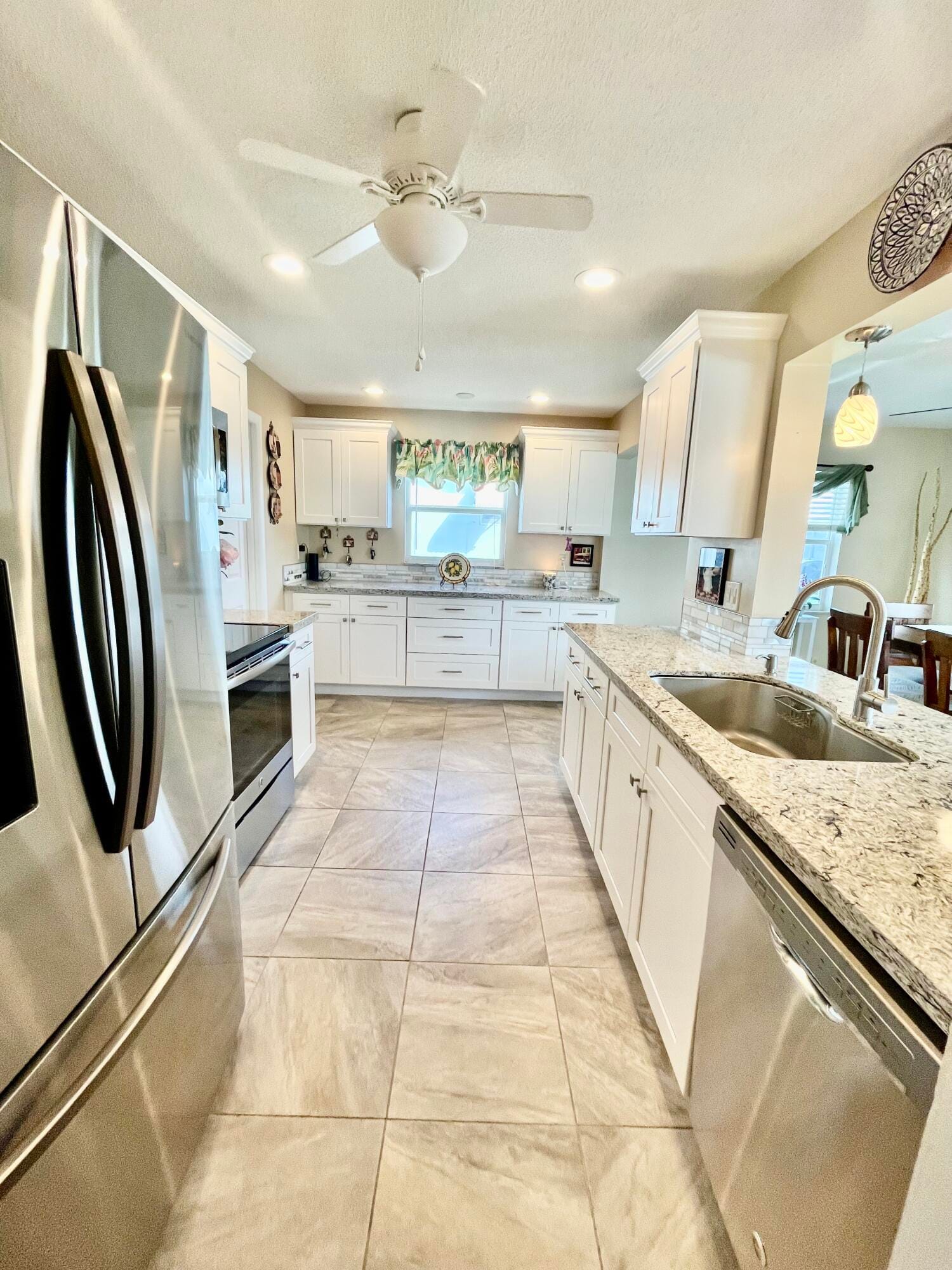 2398 SW 9th Avenue N, Boynton Beach, FL 33426 photo 8