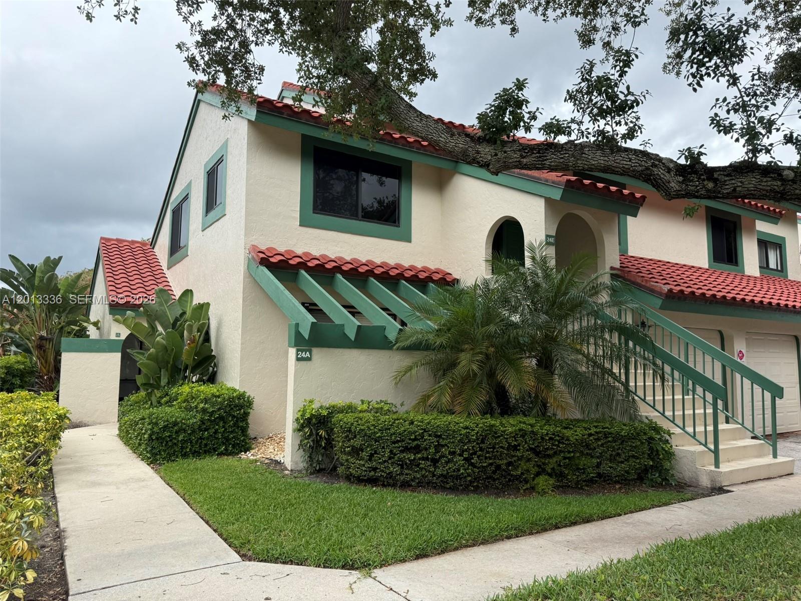 24 Lexington Lane W A, Palm Beach Gardens, FL 33418, Palm Beach Gardens