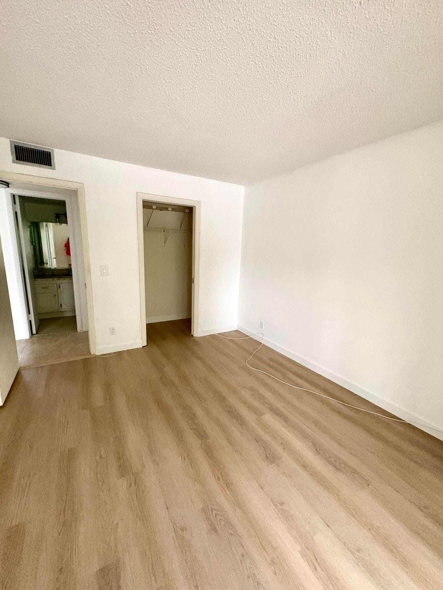163 Somerset Crescent H — photo 6