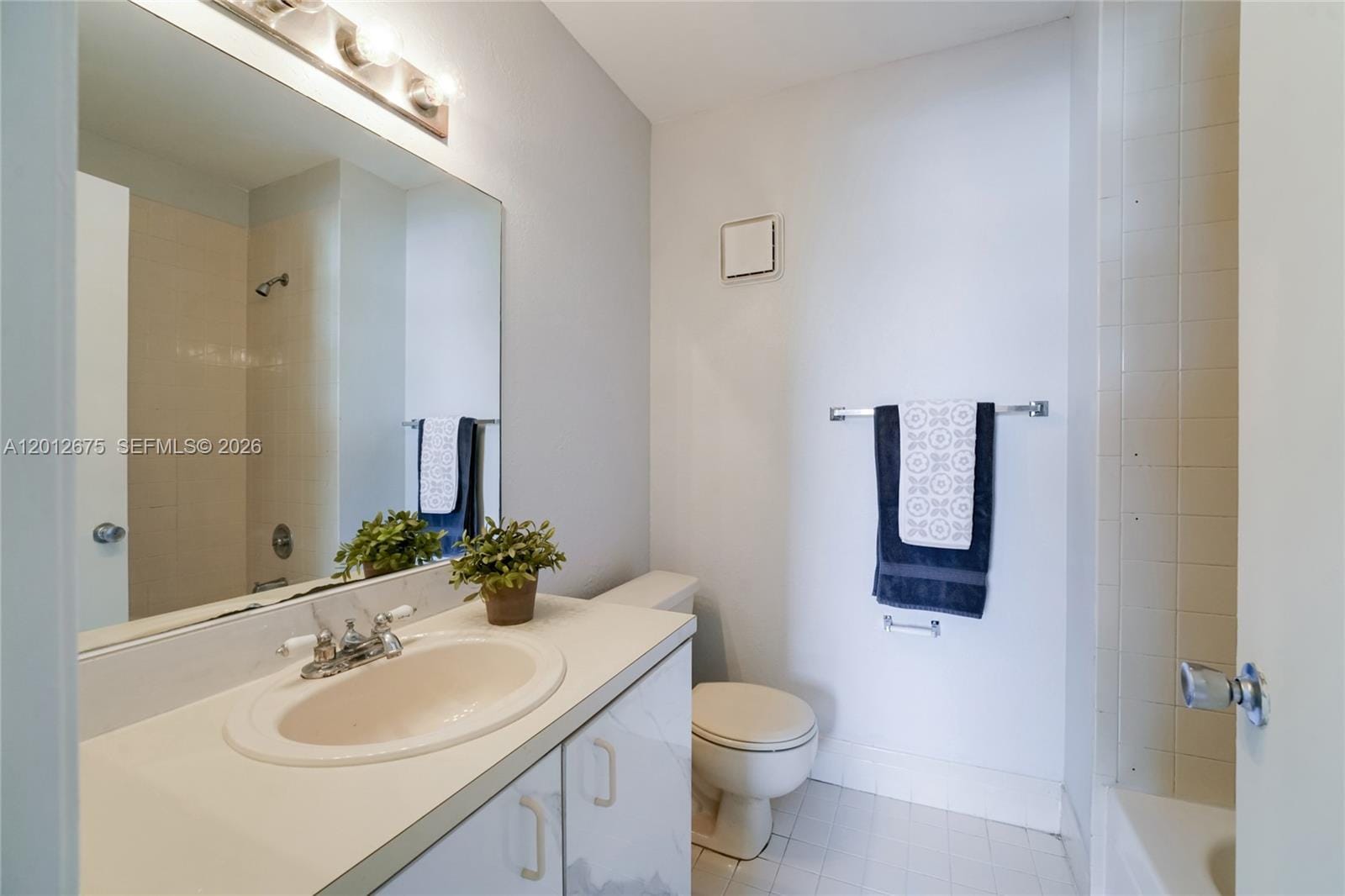 12348 NW 11th Lane 1010, Miami, FL 33182 photo 14
