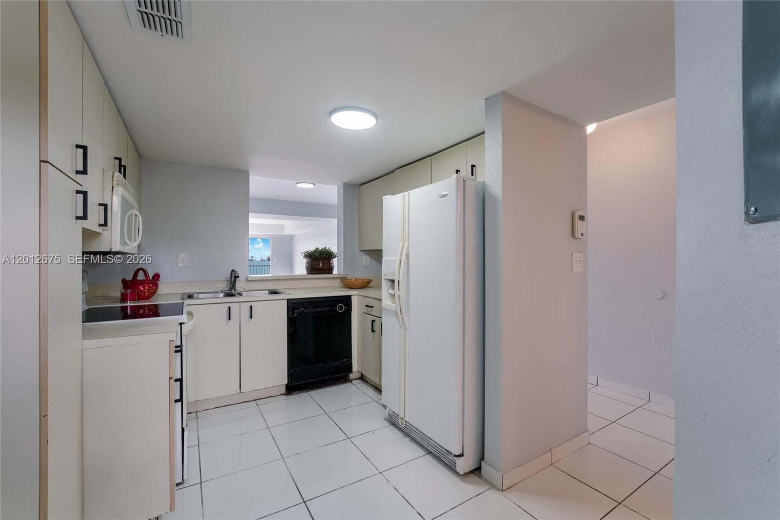 12348 NW 11th Lane 1010, Miami, FL 33182 photo 8