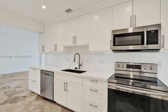 90 Edgewater Ph 18 PH 18, Coral Gables, FL 33133, Coral Gables