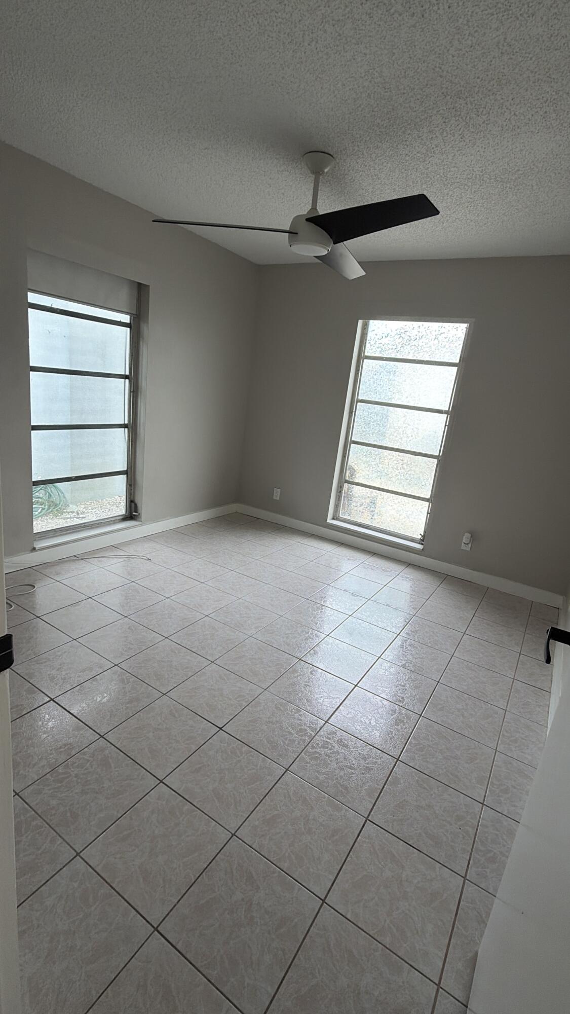 47 SE 13th Street 2, Dania Beach, FL 33004, Dania Beach