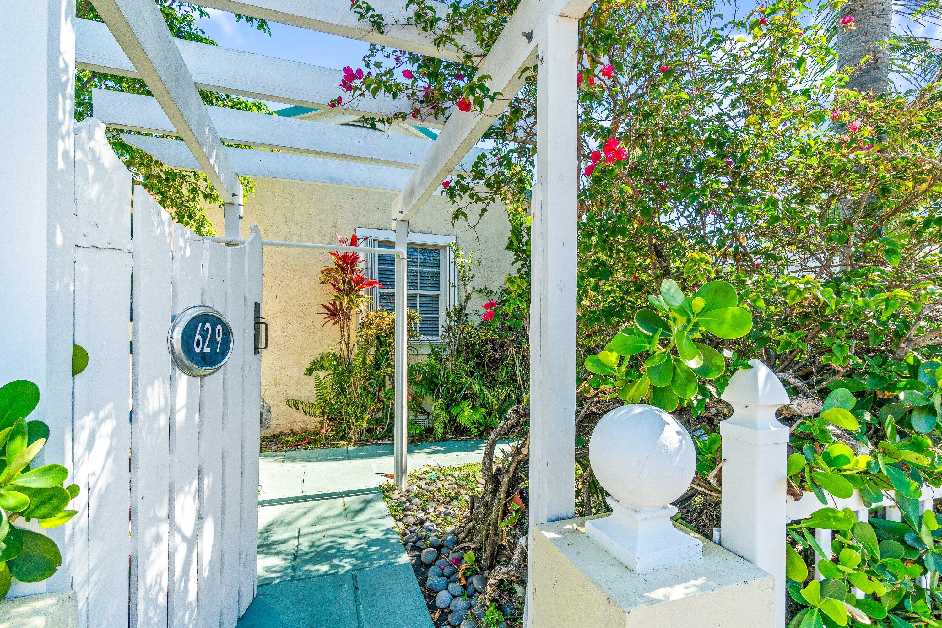 629 Selkirk Street, West Palm Beach, FL 33405, West Palm Beach