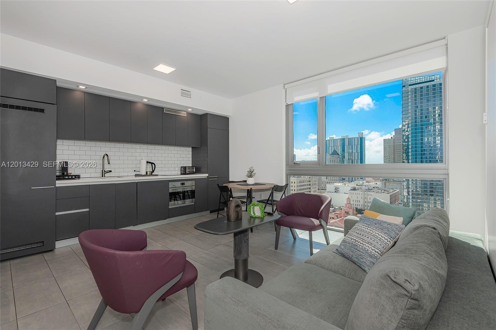 227 NE 2nd Street 2206, Miami, FL 33132 photo 24