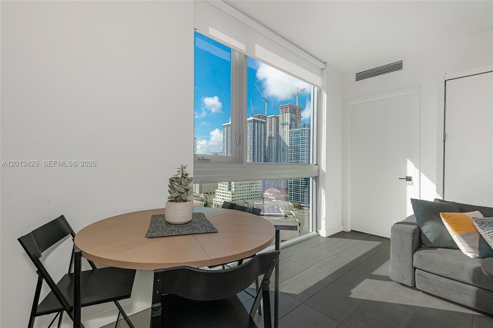 227 NE 2nd Street 2206, Miami, FL 33132 photo 27