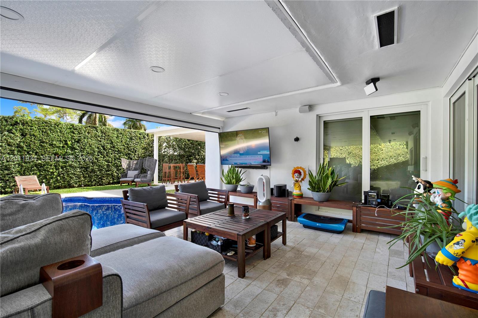 21015 NE 19th Court, Miami, FL 33179, Miami