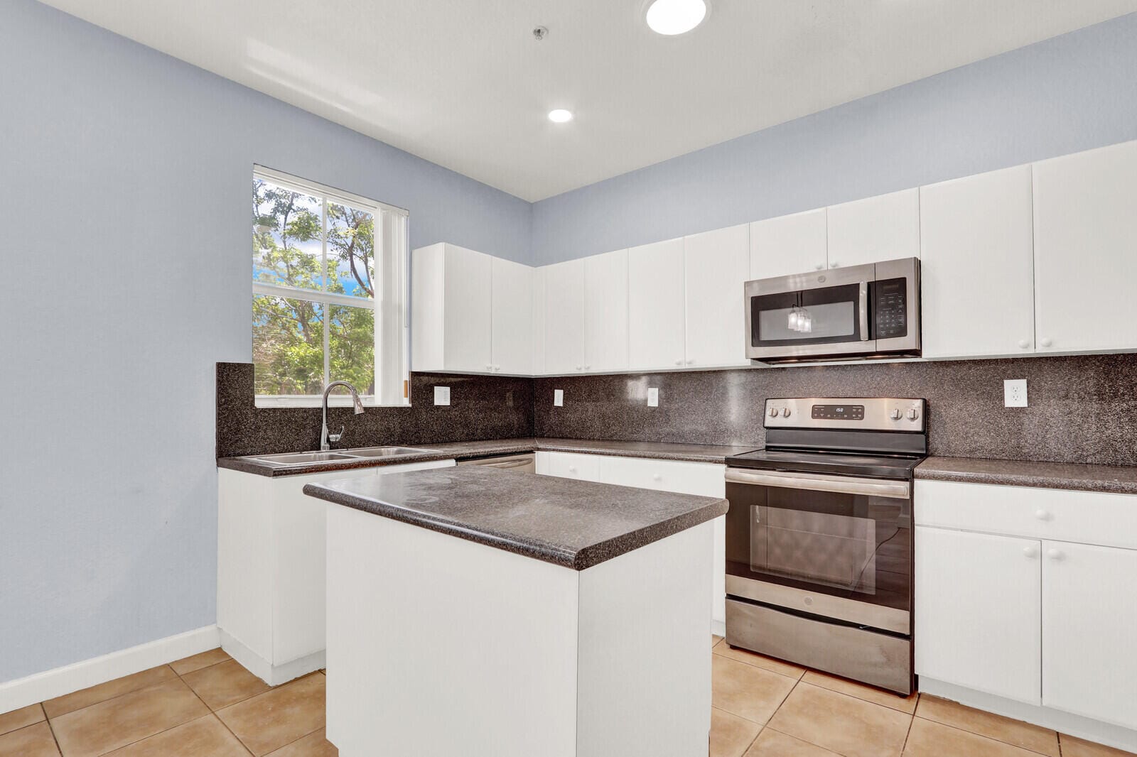 3904 Shoma Drive, Royal Palm Beach, FL 33414 photo 19