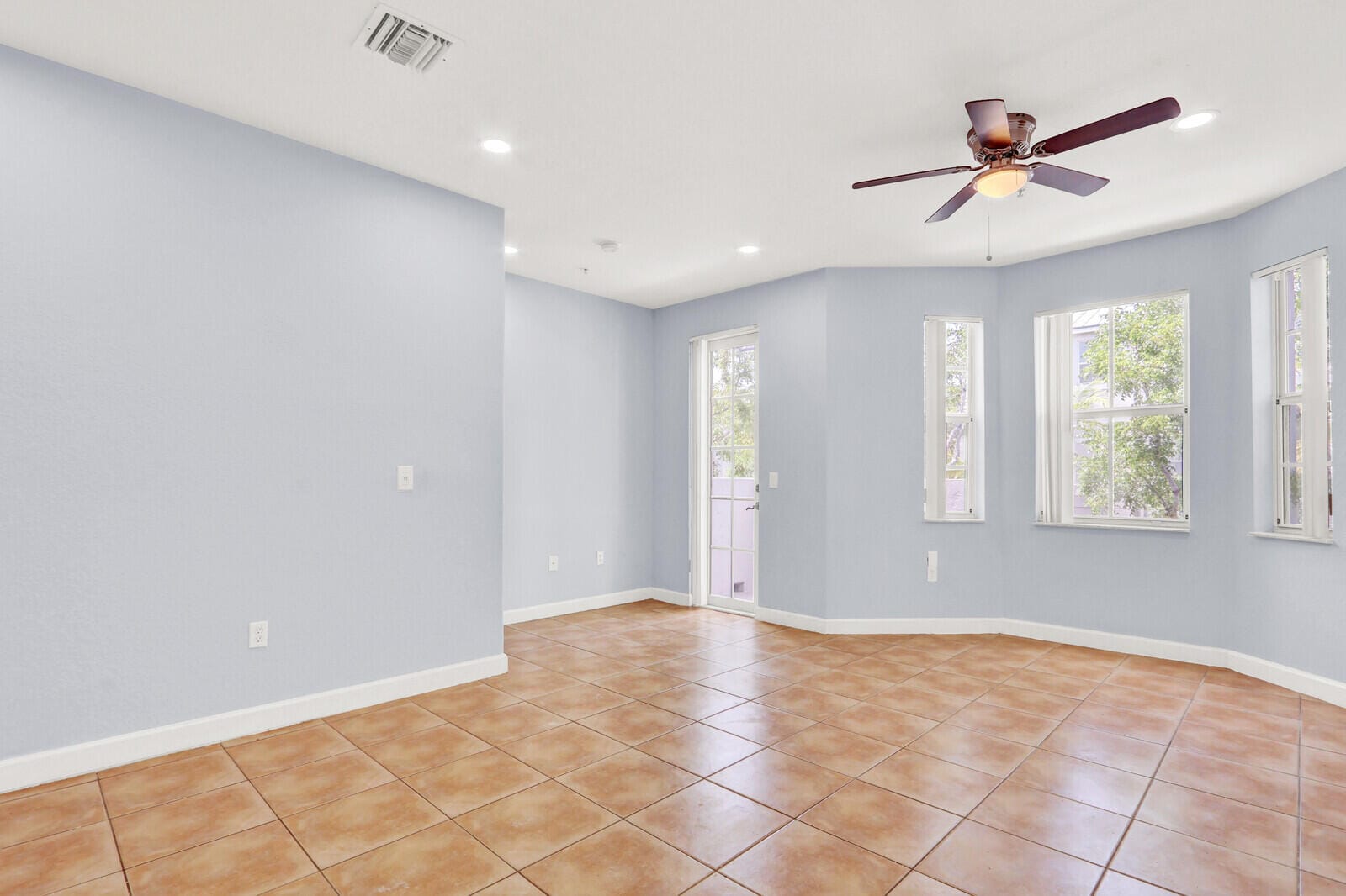 3904 Shoma Drive, Royal Palm Beach, FL 33414 photo 10