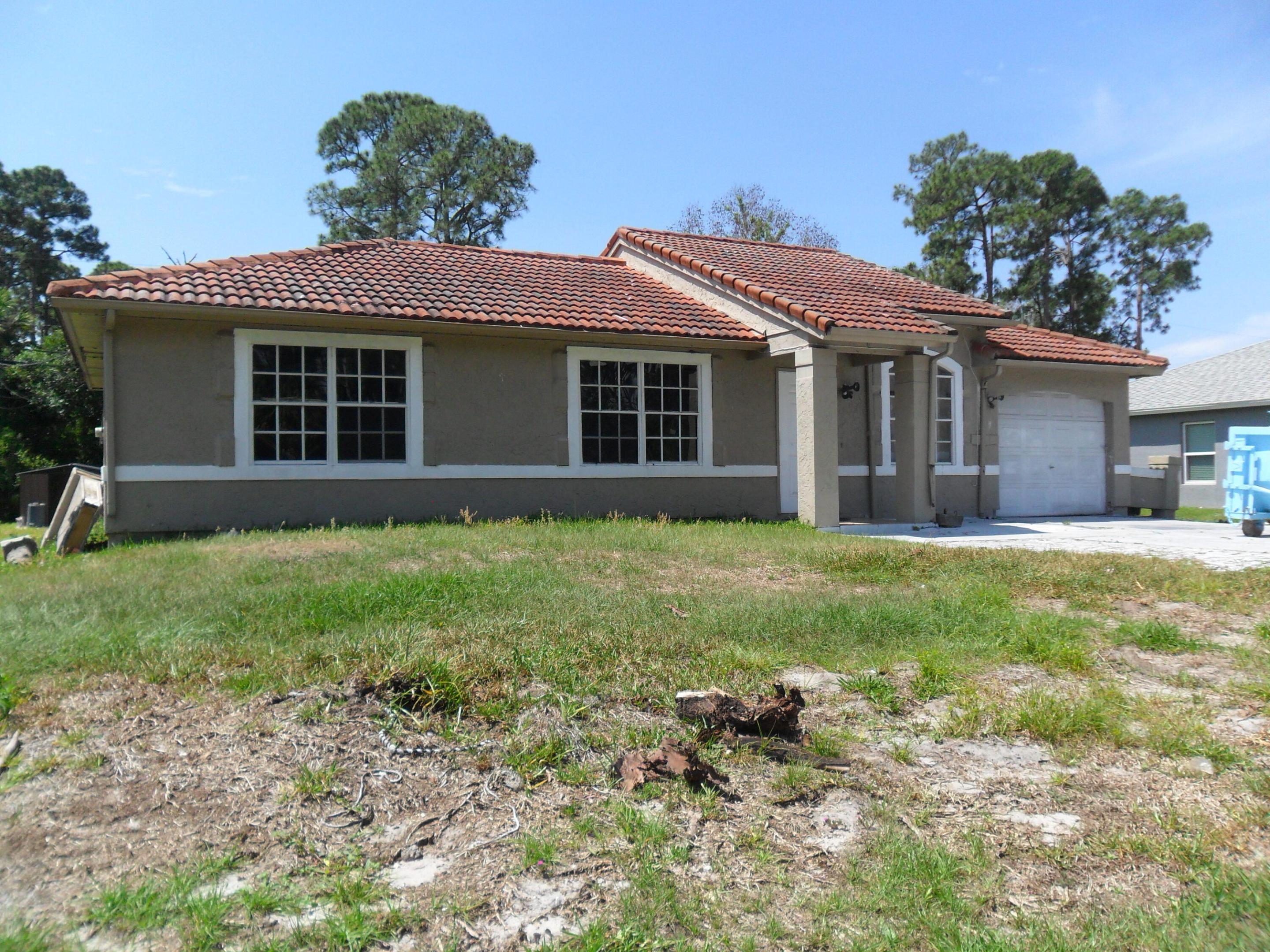 1826 SW Del Rio Boulevard, Port St. Lucie, FL 34953, Port St Lucie
