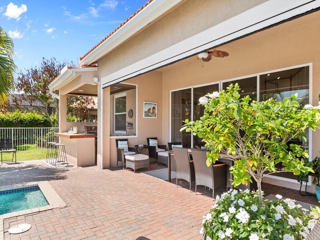 1010 SW Ruby Ave Avenue SW, Vero Beach, FL 32968 photo 9