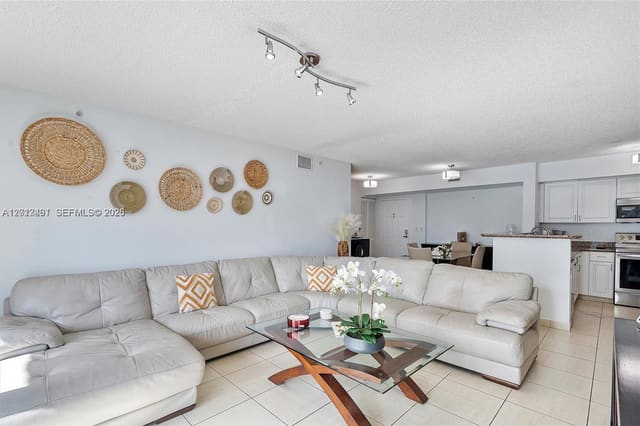1155 Brickell Bay Drive 603, Miami, FL 33131