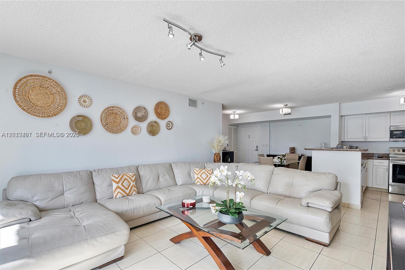 1155 Brickell Bay Drive 603, Miami, FL 33131, Miami