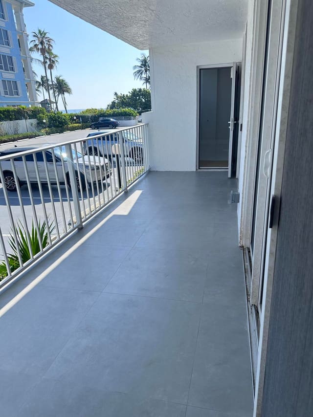 800 SE 20th Avenue 105, Ocean Harbor, Deerfield Beach, FL