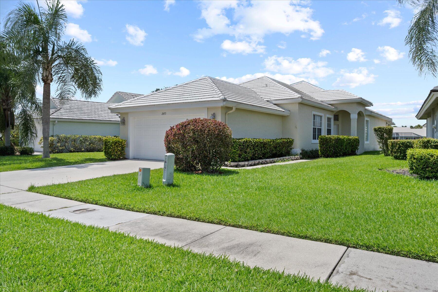 2573 Country Golf Drive, Wellington, FL 33414, Wellington