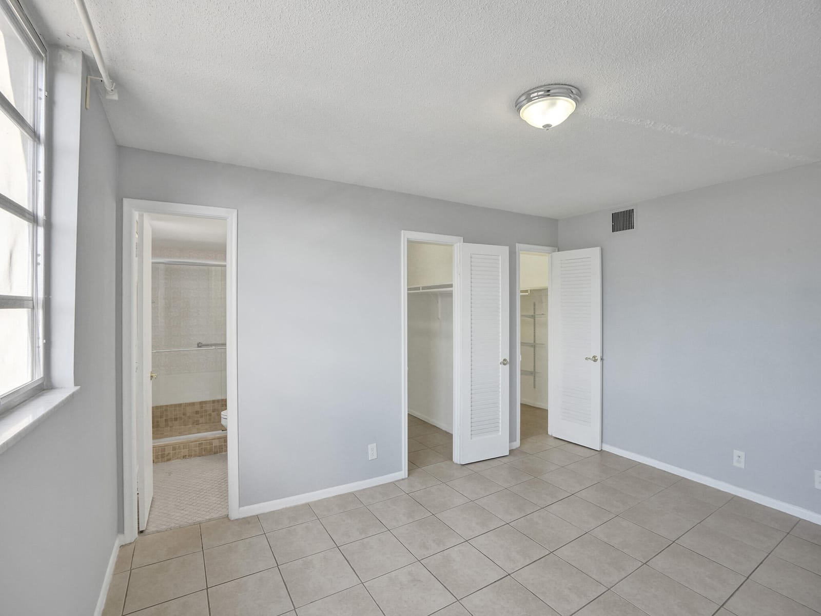 1811 Jefferson Street 404 — photo 9