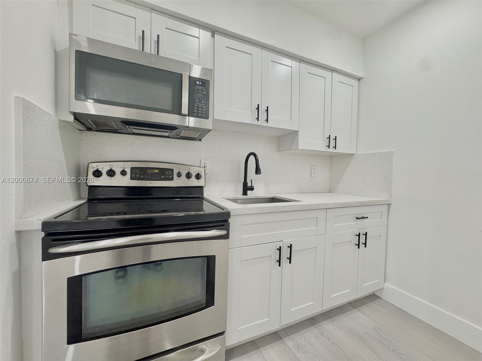 417 NW 2nd Avenue 000, Hallandale Beach, FL 33009, Hallandale Beach