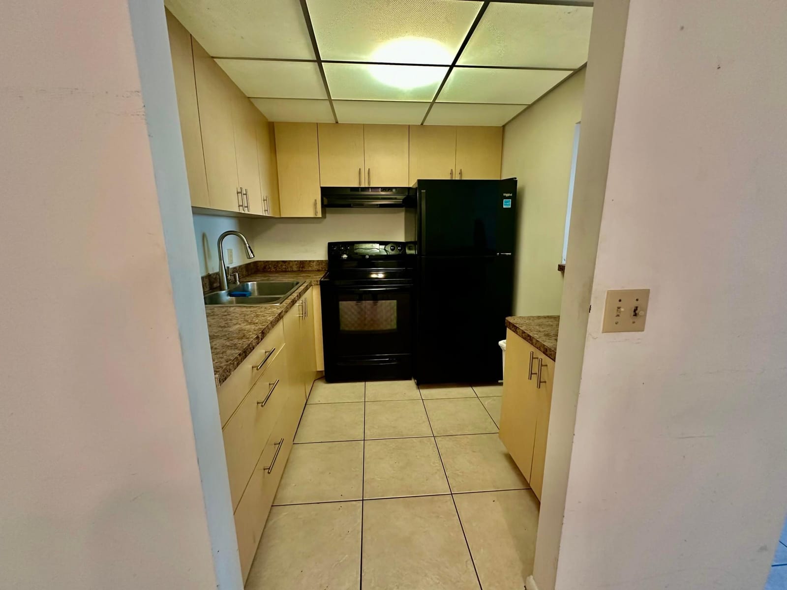 75 Farnham D — photo 10